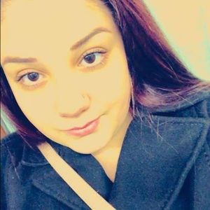 Meet your Posher, Celina